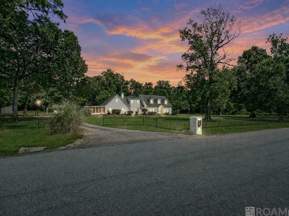 1045 Daisy Ave, Saint Gabriel, LA 70776