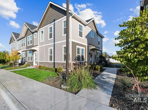 5849 S Carlburg Ln, Boise, ID 83709