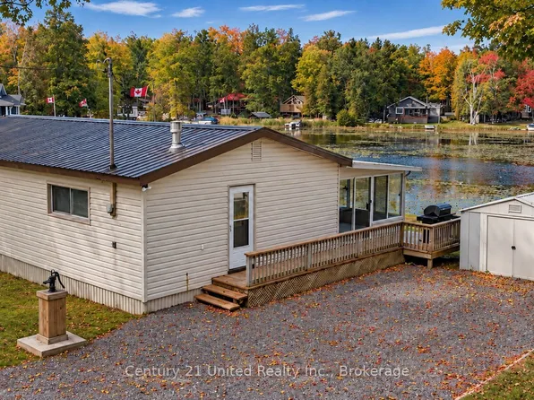 207 Rollies Point Rd #35, Curve Lake First Nation 35, ON K0L 2H0