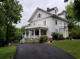 210 N Ridge Ave, Liberty, MO 64068