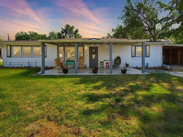 738 N Eisenhower Ave, Wichita, KS 67212