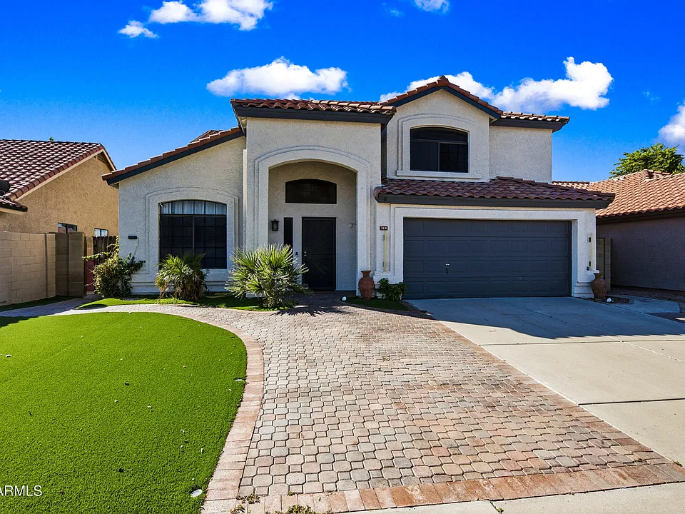 314 N Cobblestone St
