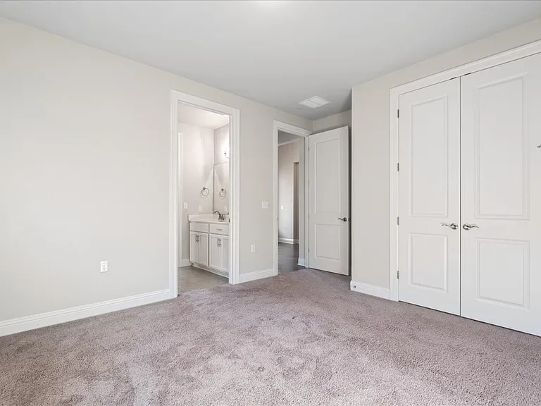 108 Strata Dr — Photo 16