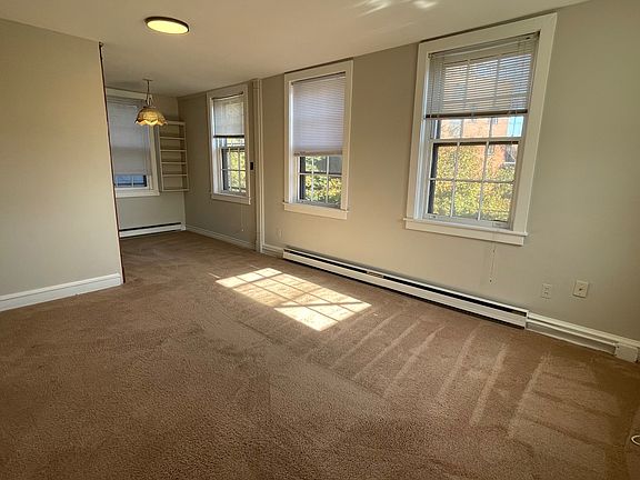 4th image of 1303 N Franklin St APT 5