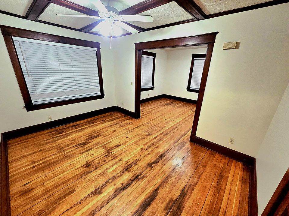 1st image of 3406 Independence Ave #E2
