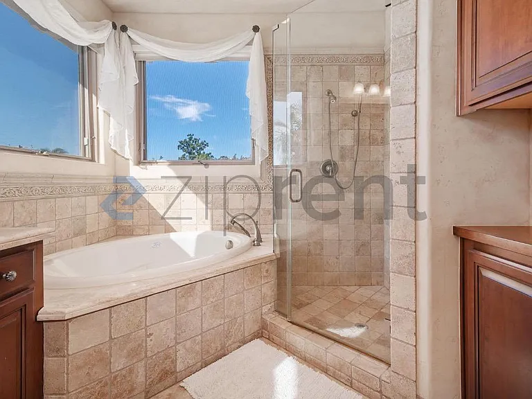 18545 Aliso Canyon Rd — Photo 36