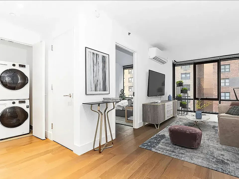 227 Lexington Ave #1201