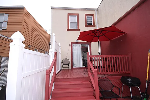 Sold by Bergen Basin Real Estate | media 18