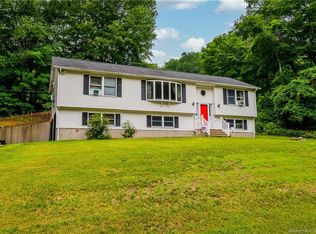 67 Town Farm Rd, Ledyard, CT 06339