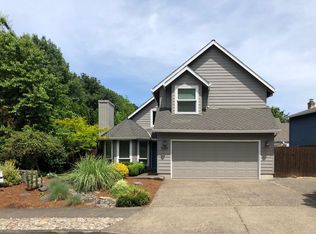 9255 SW Siletz Dr, Tualatin, OR 97062
