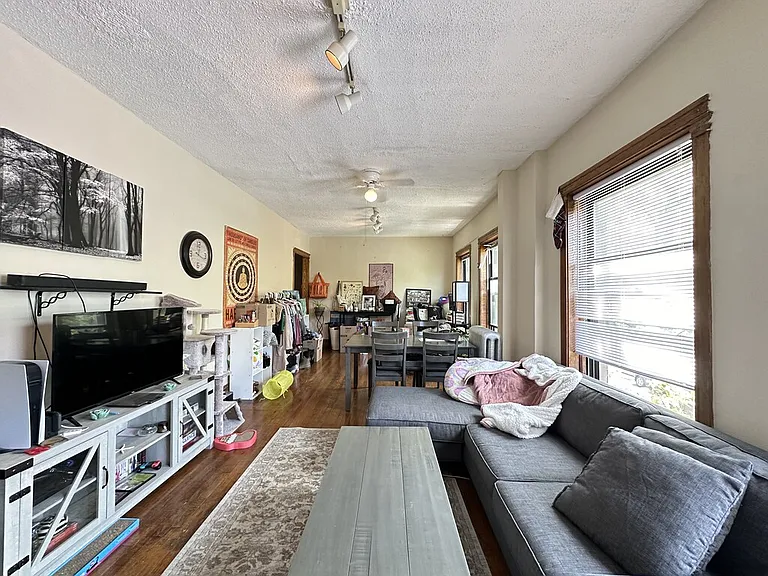 1150 W Waveland Ave #W3 — Photo 12