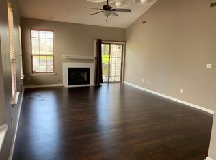 10284 Lakeland Dr, Fishers, IN 46037