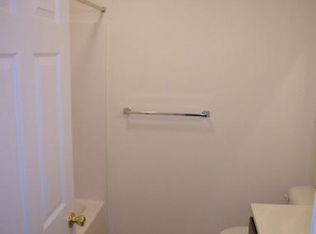 2701 Roosevelt Dr, Chambersburg, PA 17201