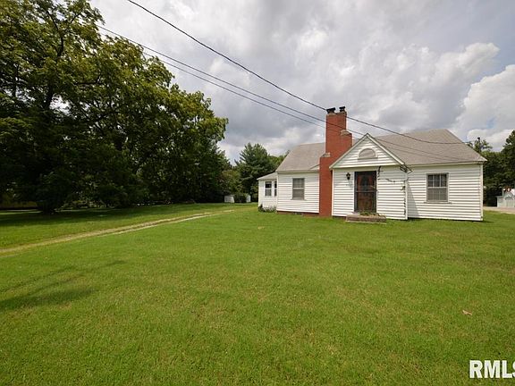 3rd image of 909 & 905 Fairfield Rd