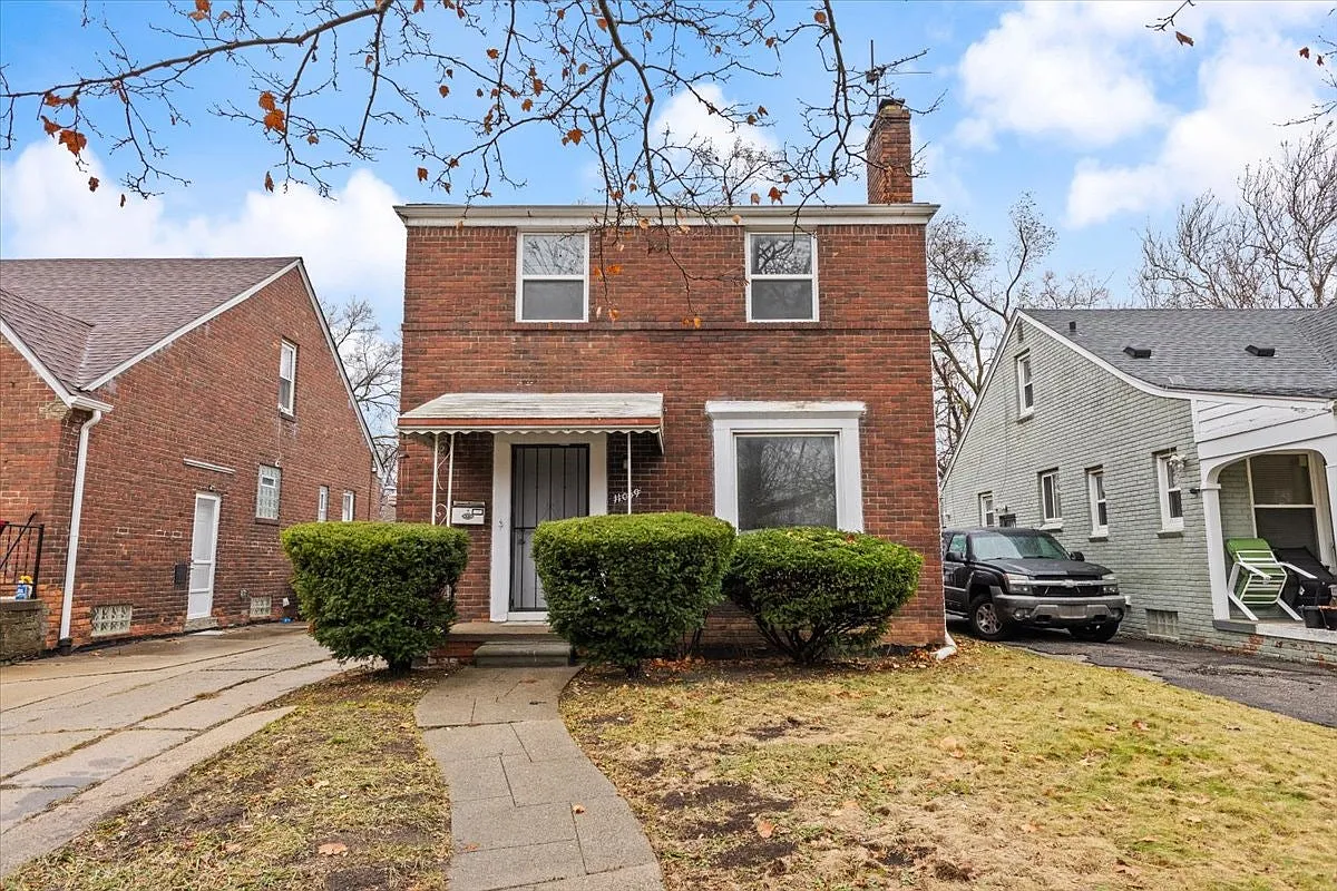 11059 Lakepointe Street — Photo 1