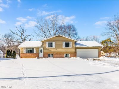 3795 N Sunnyfield Dr, Akron, OH, 44321