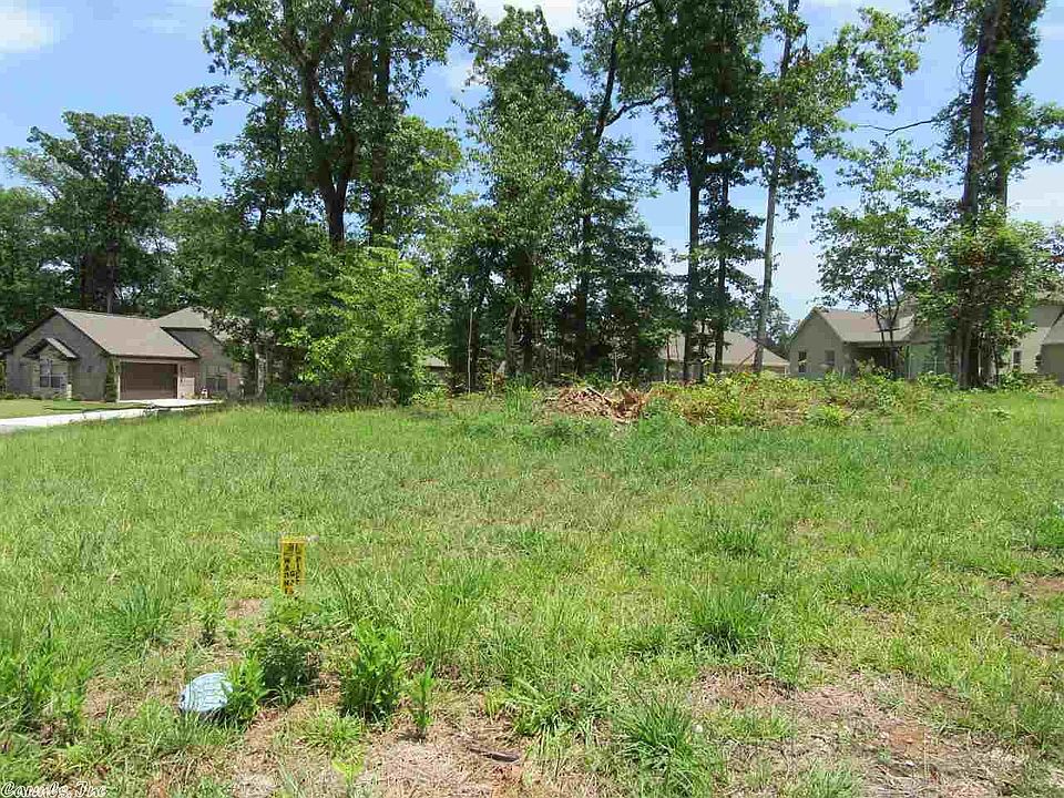1st image of 209 Lake Valley Dr