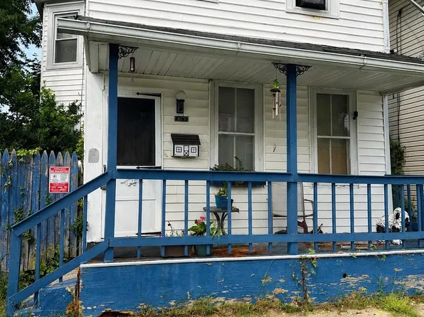 417 Magnolia St, Beverly, NJ 08010