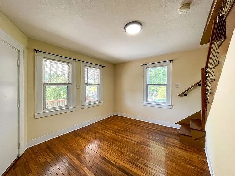 10 Latta St #A — Photo 4