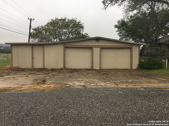 5th image of 322 Cottonwood St
