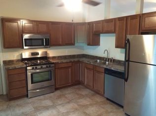 3323 Saratoga Dr, Champaign, IL