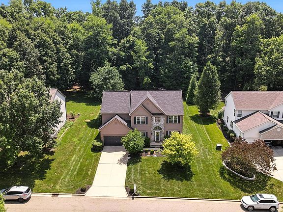 3rd image of 5424 Ainsley Dr