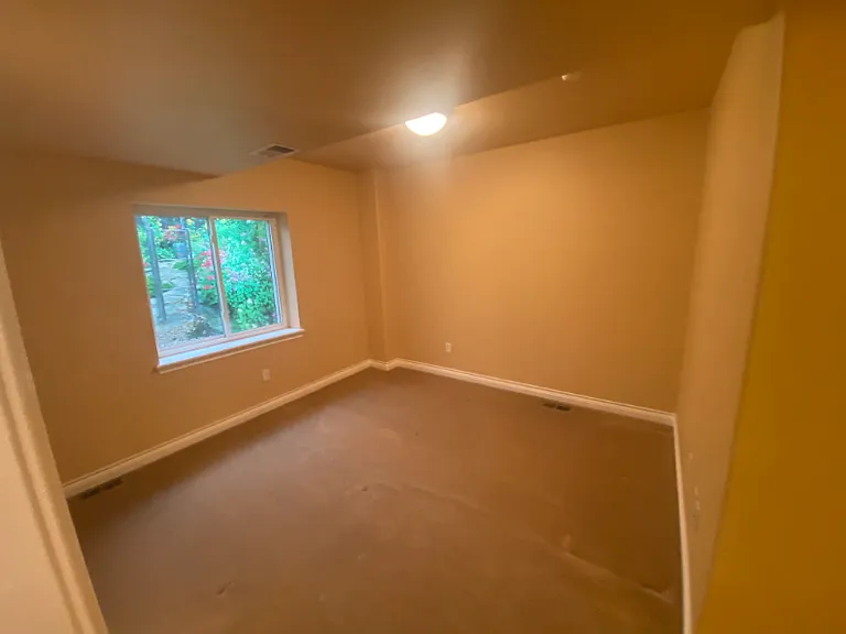 2852 Wabash St — Photo 5