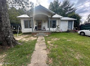 517 S 5th St, McComb, MS 39648