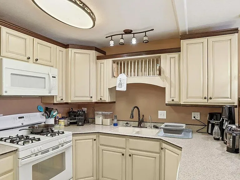 21312 Settlers Dr #A — Photo 1