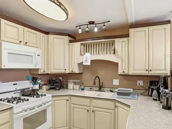 21312 Settlers Dr #A, Chugiak, AK 99567