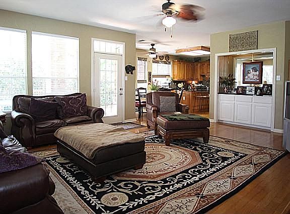 5th image of 412 Spyglass Dr