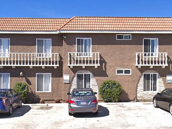 5th image of 4420 Estrella Ave APT 8