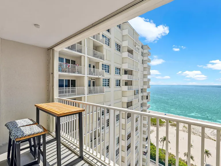 750 N Ocean Blvd #1507 — Photo 2