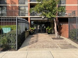 2921 S Michigan Ave APT 405, Chicago, IL 60616