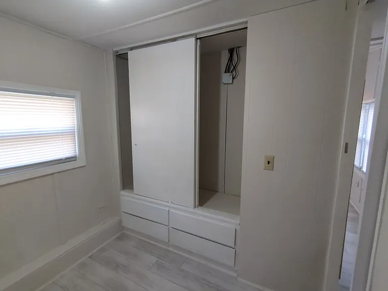 2100 W Mason Ave — Photo 17