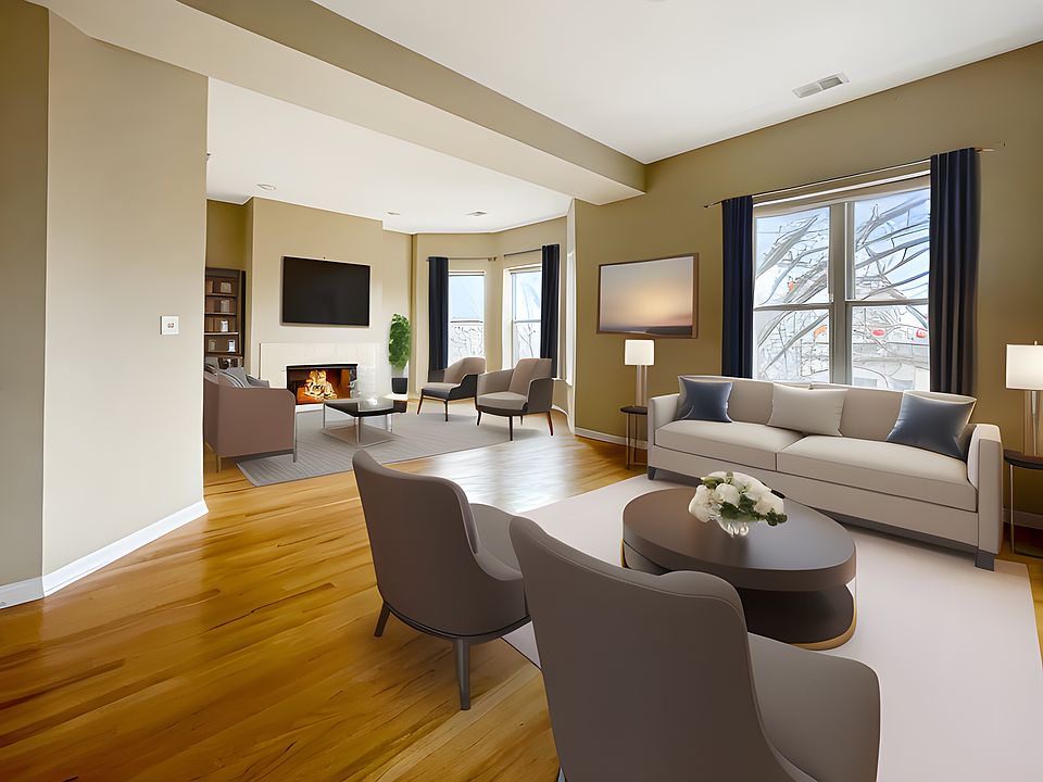 Living Room / Dining Room