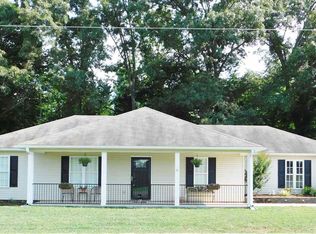 209 Tom Taylor Cir, New Market, AL 35761