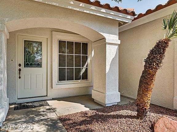 3rd image of 9550 Orchid Bay Dr