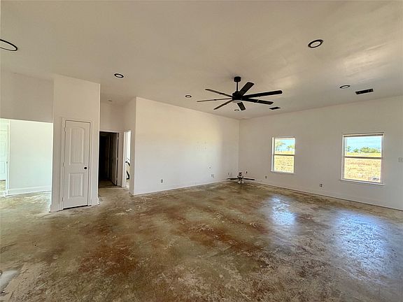 5th image of 315 County Road 365