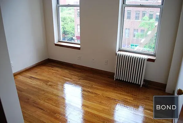 Rented by Bond New York | media 4