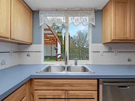 3rd image of 19 222nd St SW