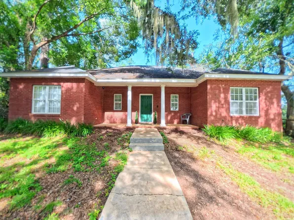 2425 Country Club Dr, Tallahassee, FL 32301