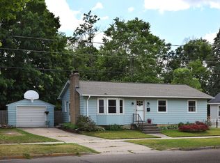 80 Grove St, Sparta, MI