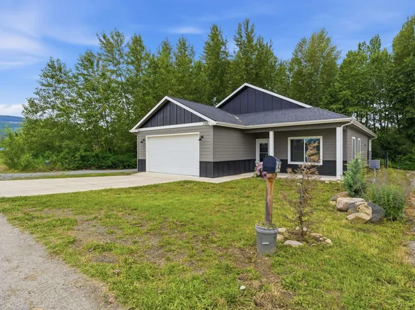 106 11th St, Priest River, ID 83856