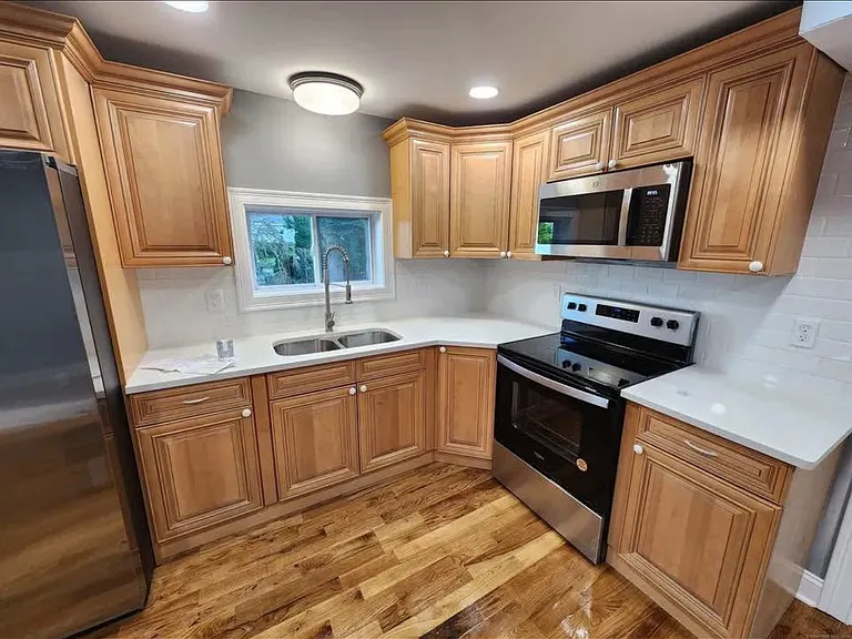 138 Lafayette St #2 — Photo 2
