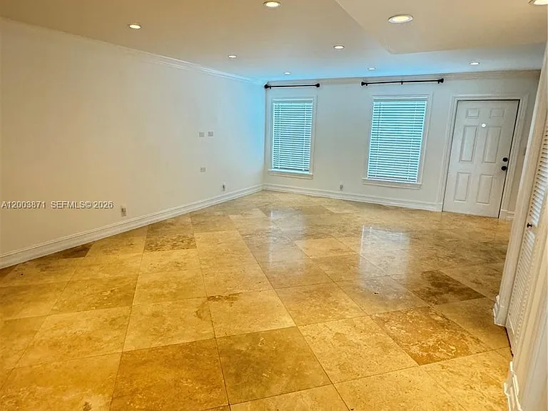 3920 Woodside Dr #2 — Photo 10