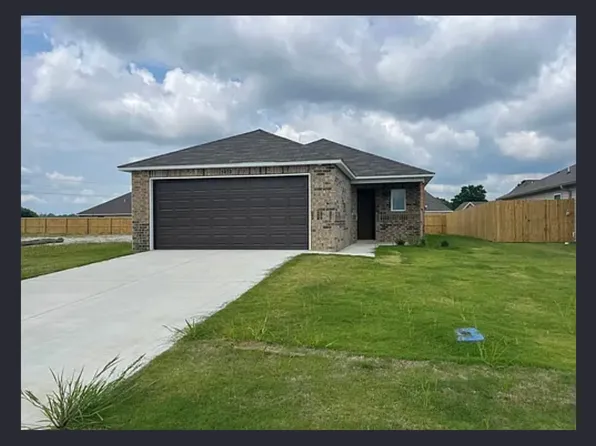 5705 Young Dr, Jonesboro, AR 72404