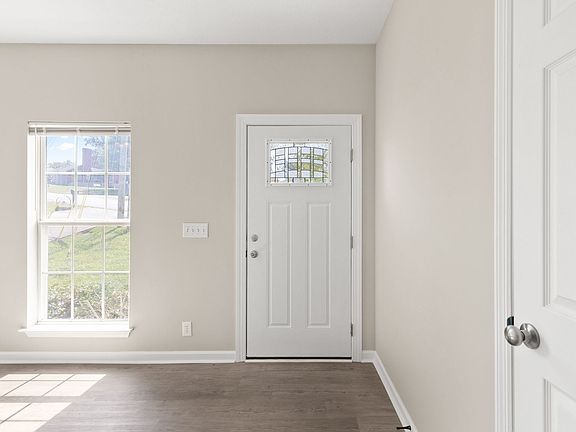 4th image of 118 Stone Ridge Pkwy