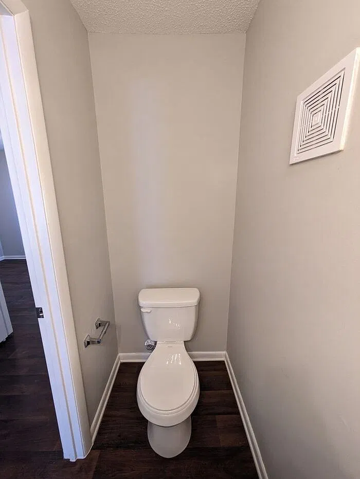 2 bed, 1.5 bath, 1100 sqft, $1,095 — Photo 4