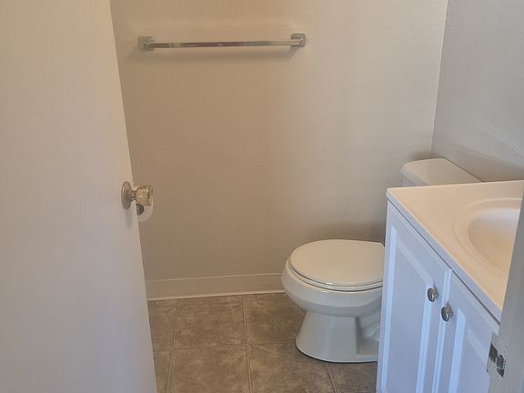 5th image of 8644 Beverly Ln
